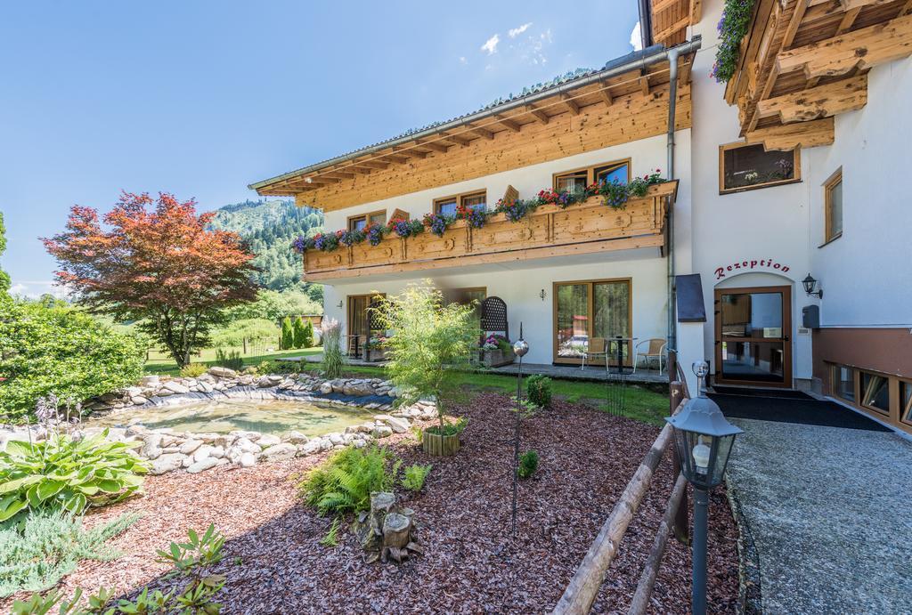 Hotel Kuenstleralm Kaprun Εξωτερικό φωτογραφία