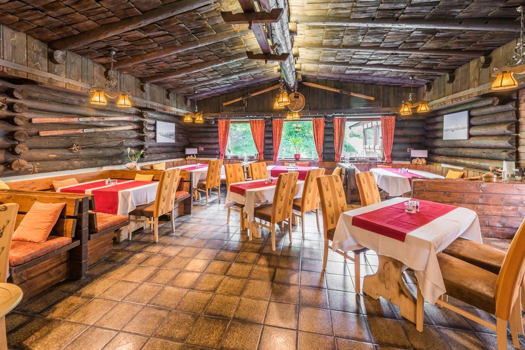 Hotel Kuenstleralm Kaprun Εξωτερικό φωτογραφία