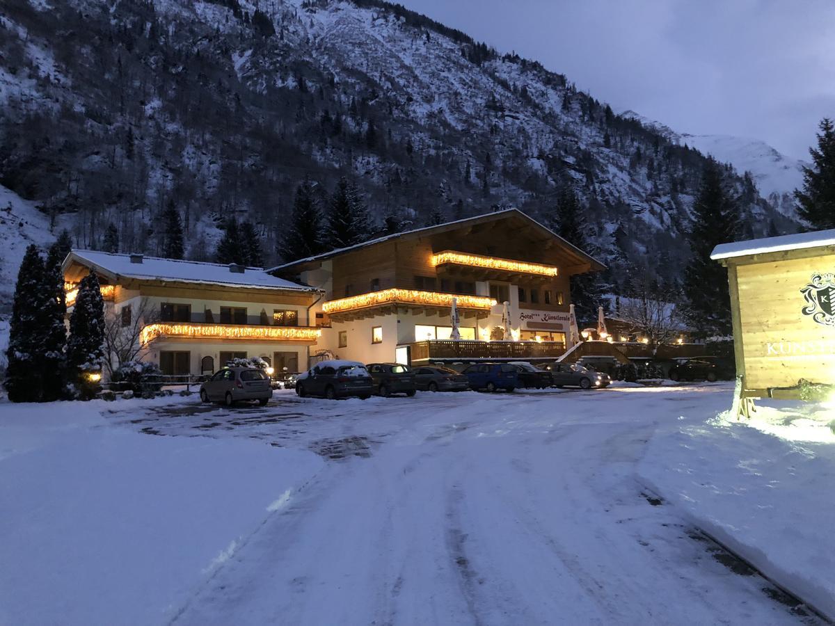 Hotel Kuenstleralm Kaprun Εξωτερικό φωτογραφία