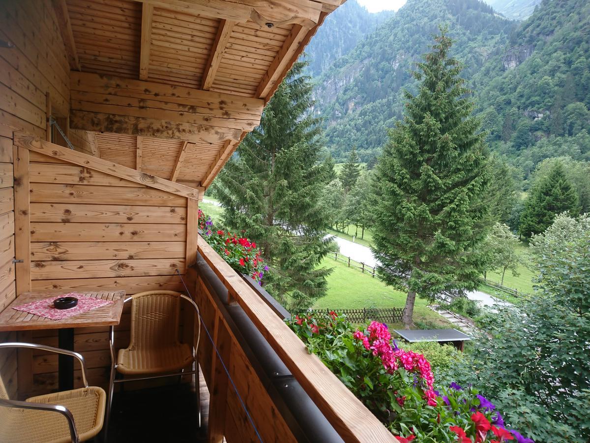 Hotel Kuenstleralm Kaprun Εξωτερικό φωτογραφία
